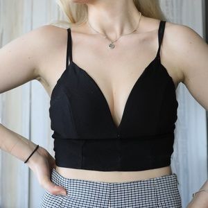 Black bodycon cropped cleavage tank